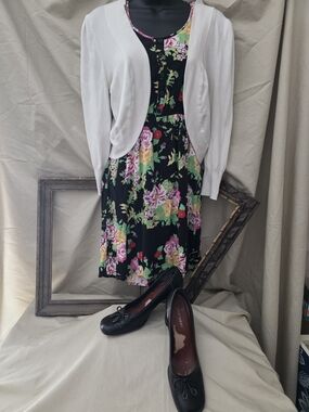 BONGO Black Floral Midi Dress with White Cardigan